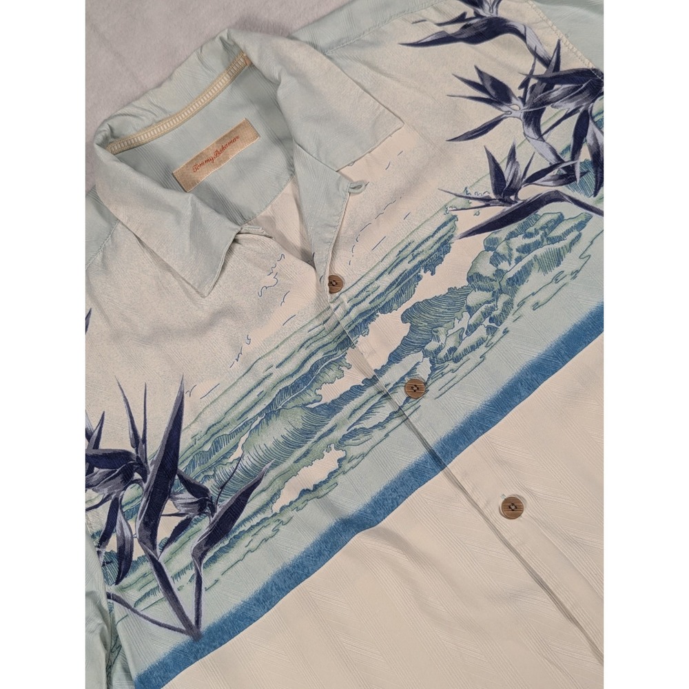 Tommy Bahama Blue Wave Silk Hawaiian‎ Camp Shirt Short Sleeves Mens Size Large
